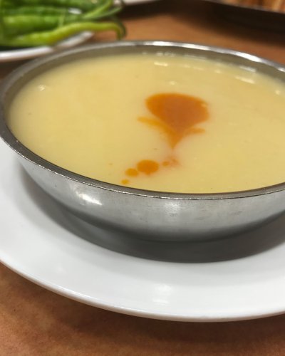 Gül kebap Domates Rendesi soslu Mercimek Çorbası